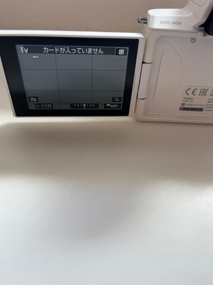 中古【Canon EOS M50 】ホワイト ミラーレスカメラ