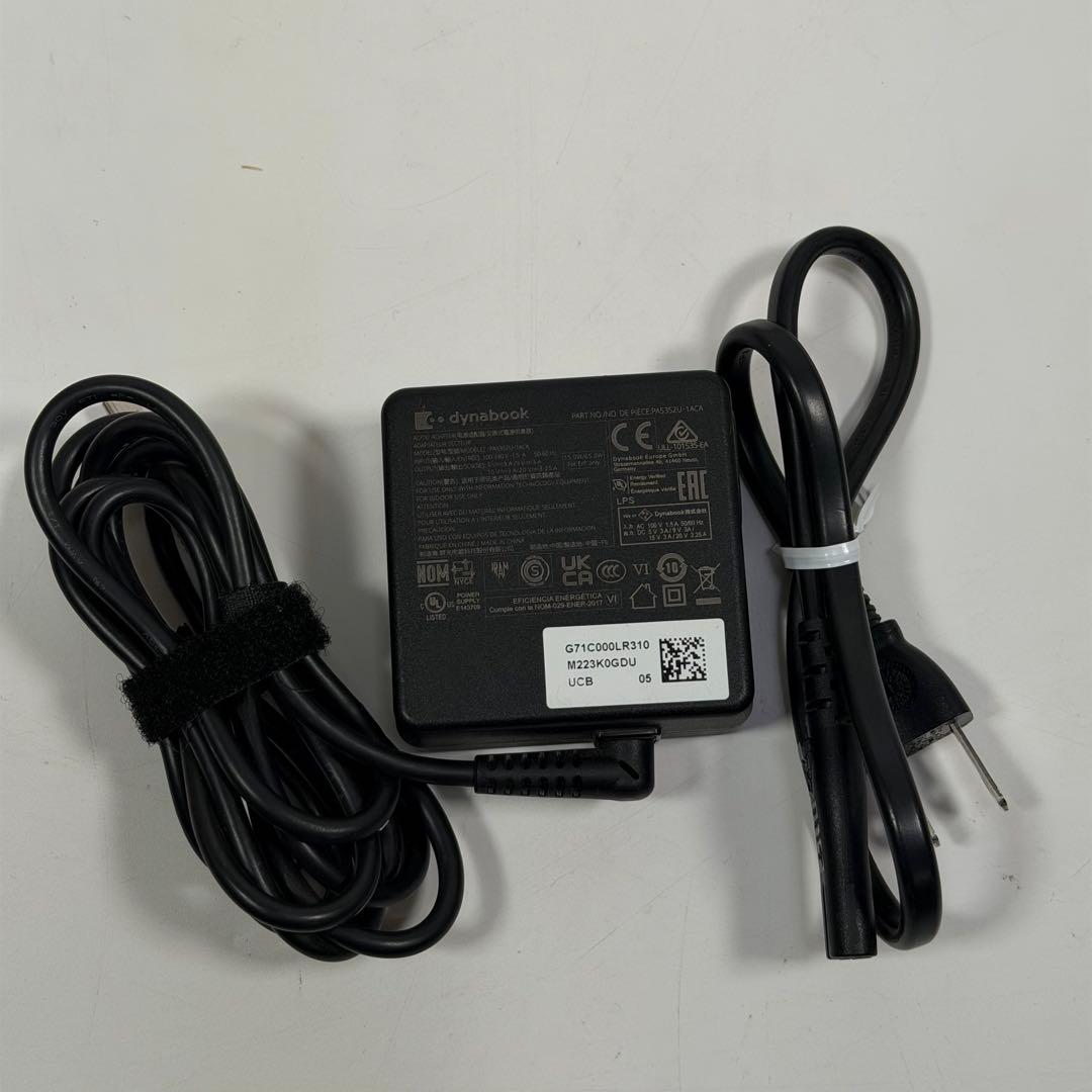 33.G83/HU 超軽量 i5-11世代 16G512G Office2024