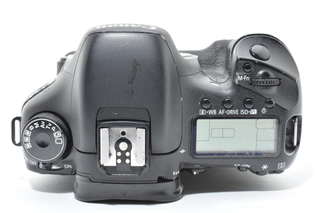 【純正バッテリーグリップ付き】 CANON キャノン EOS7D＋BG-E7