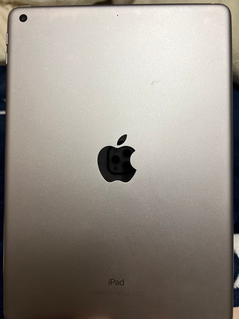 Apple iPad 第6世代　32GB