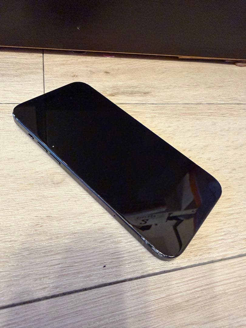 Apple iPhone 15 Plus 128G ブラック　本体　最終値下げ