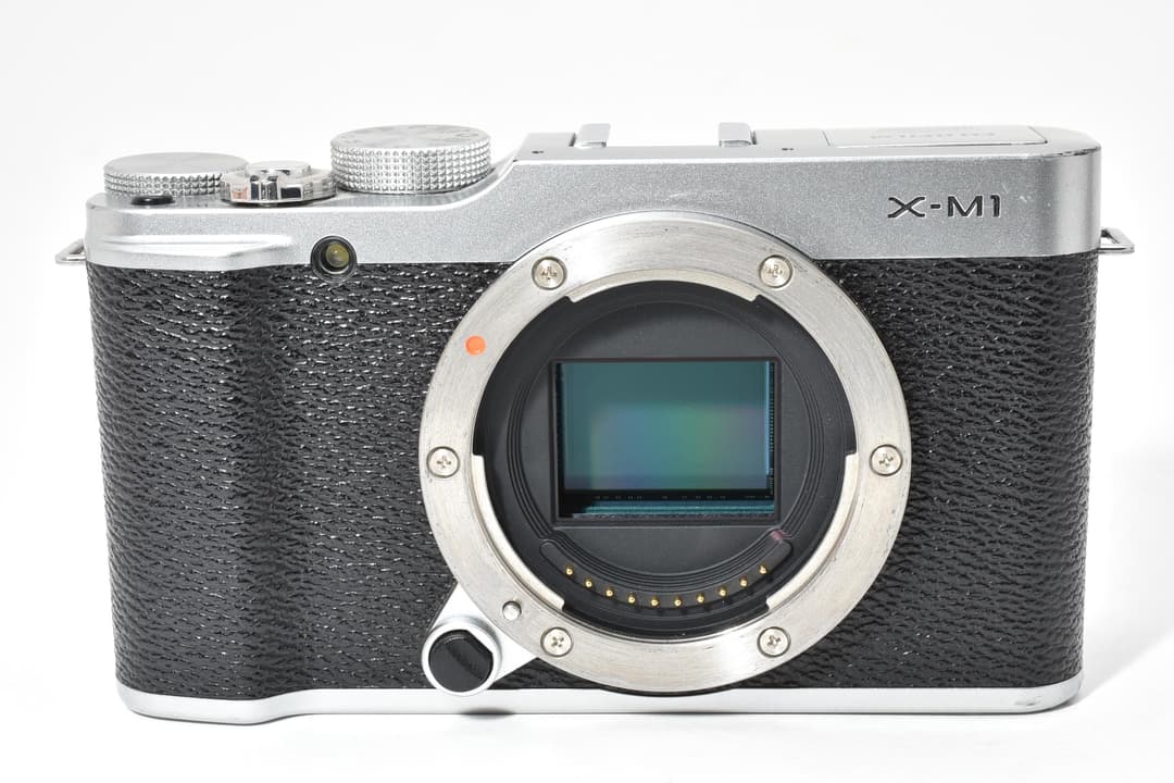 FUJIFILM X-M1 ボディ シルバー 0431