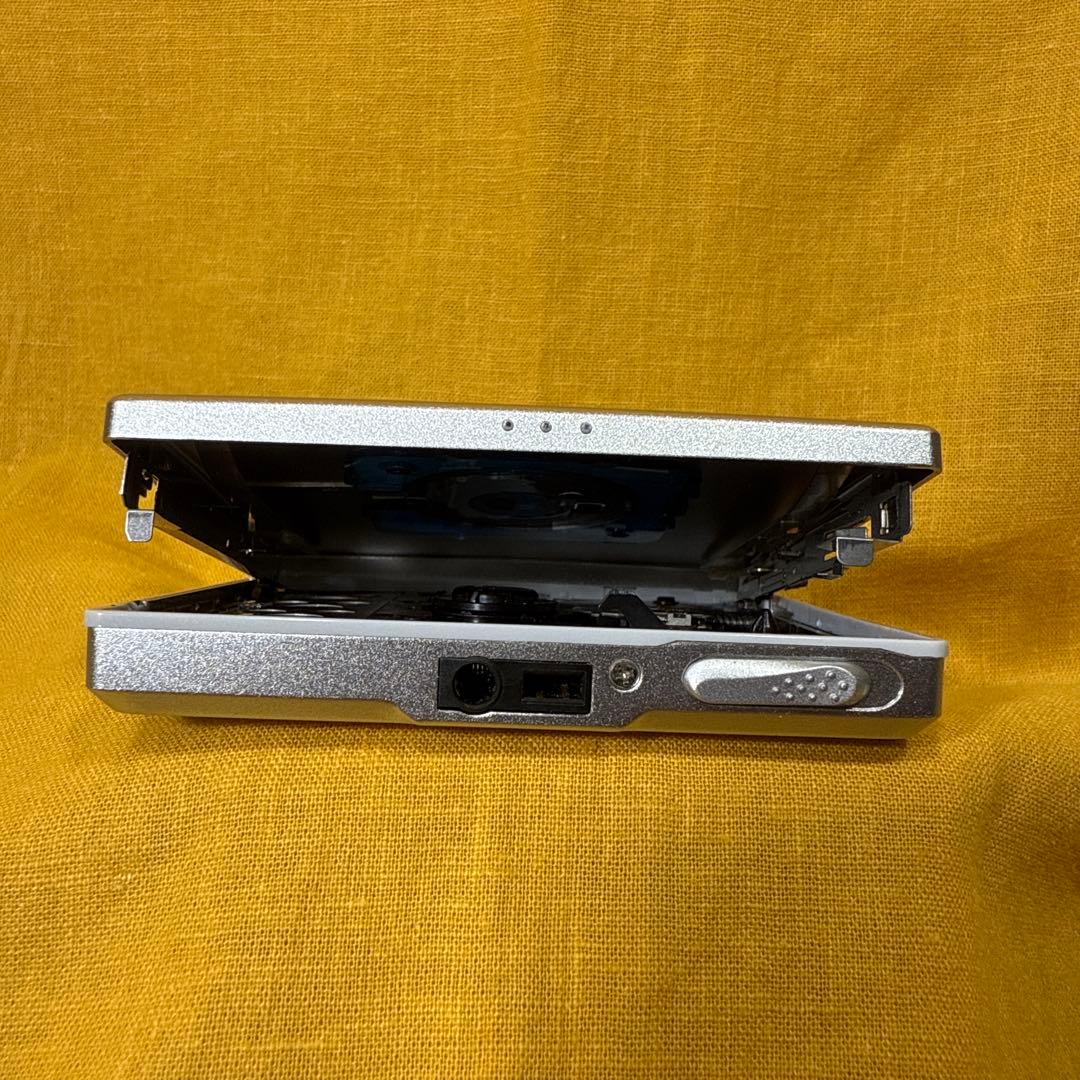 美品【完動品】 KENWOOD MDプレーヤー DMC-T55 シルバー動作良好