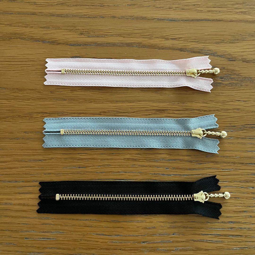 移動ポケットオーダー受付中☆ショルダー紐☆フリル☆フタにファスナー☆ハンドメイド