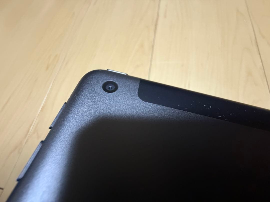 iPad（第8世代）32GB Wi-Fi＋Cellularモデル（au版）