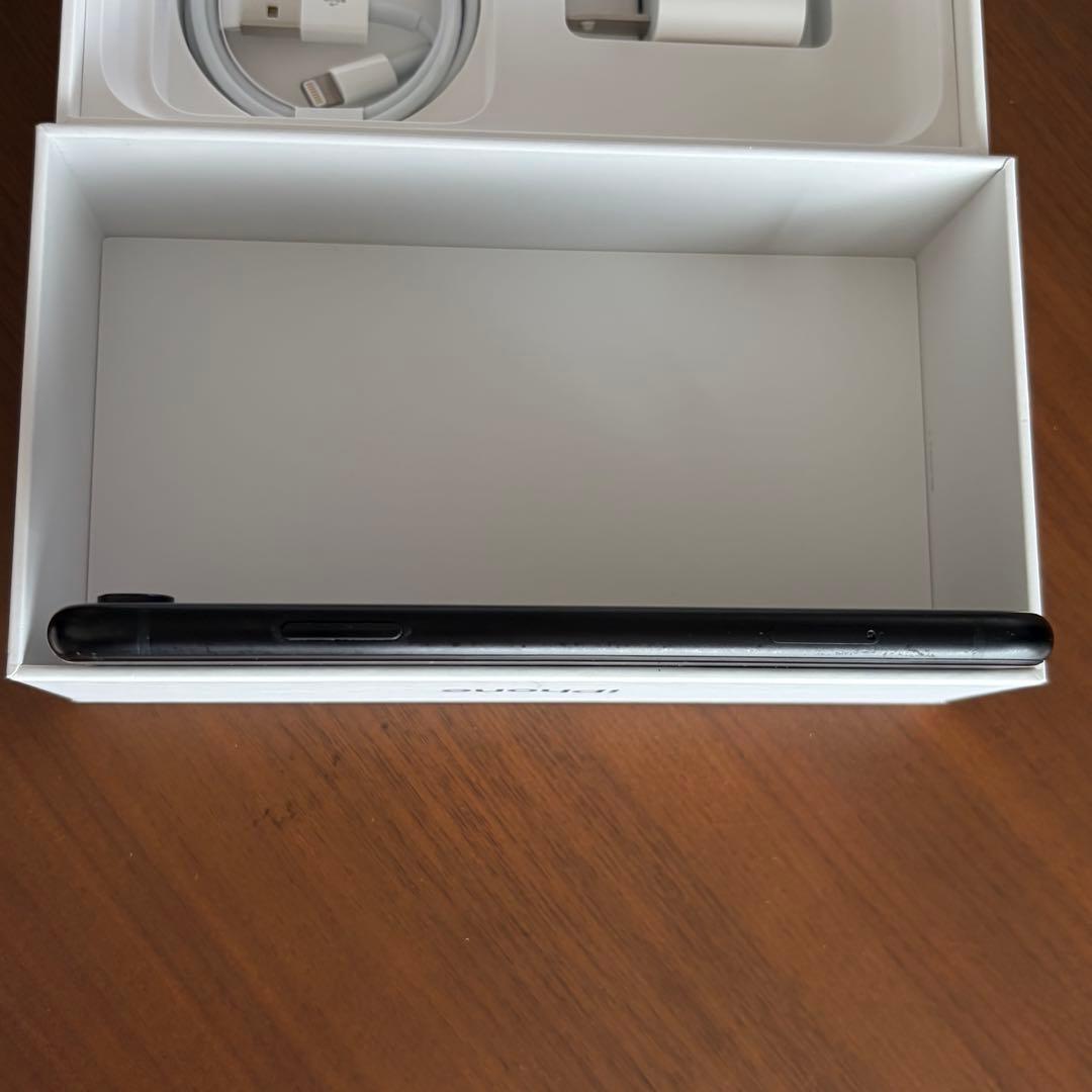 【美品】Apple iPhone XR ブラック SIMロック解除済