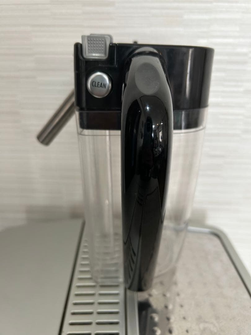 DeLonghi デロンギ 全自動エクスプレッソマシン ESAM1500DK