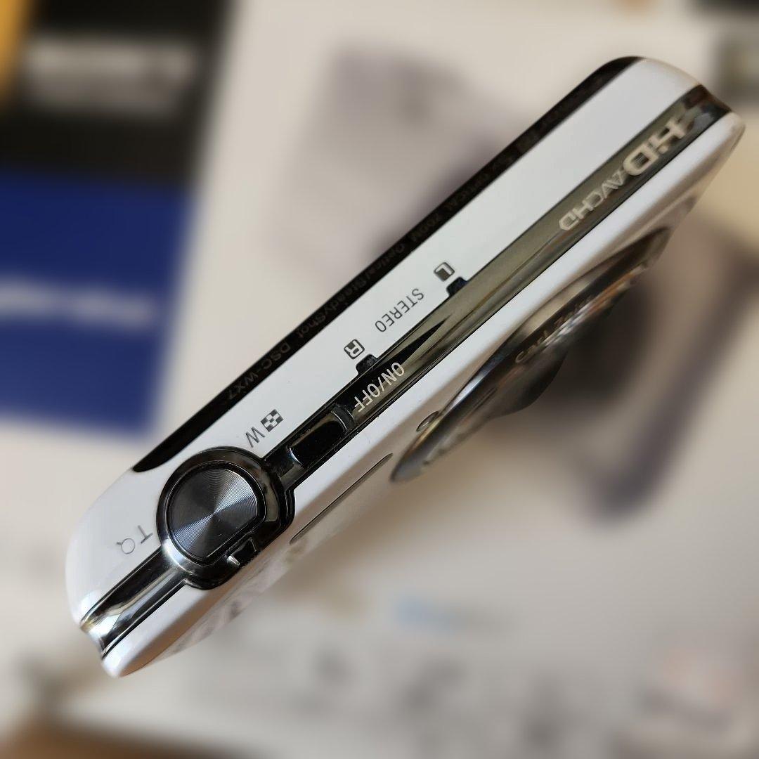 SONY　Cyber-shot DSC-WX7