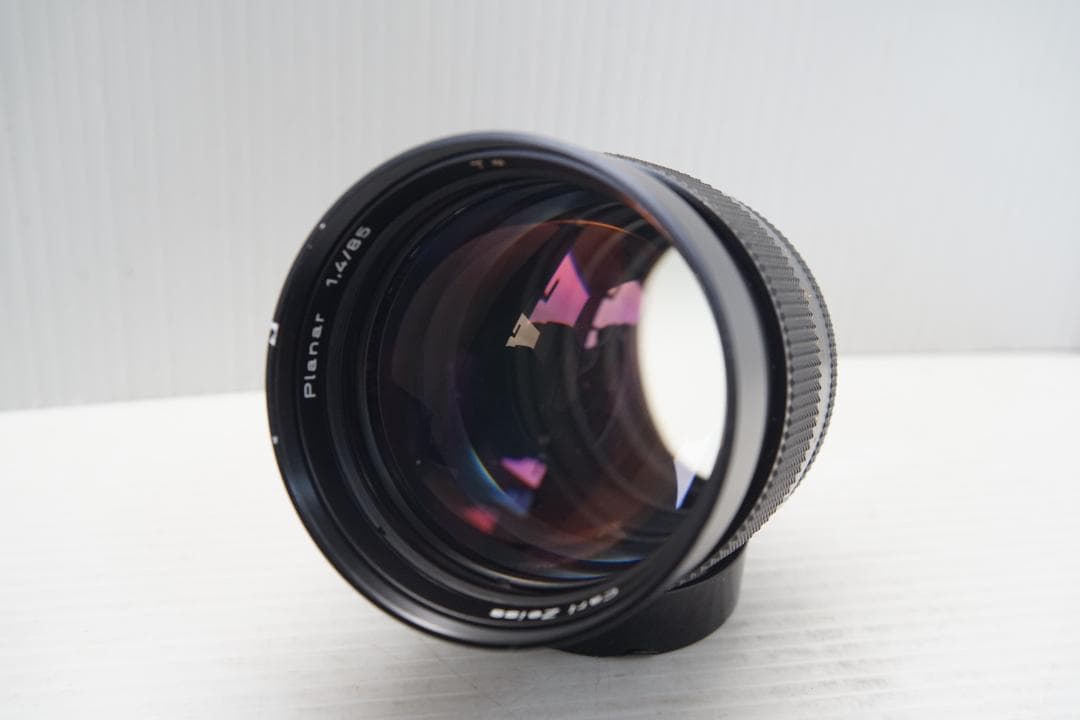 Carl　Zeiss　Planar 1.4/85mm　T*　一式揃い