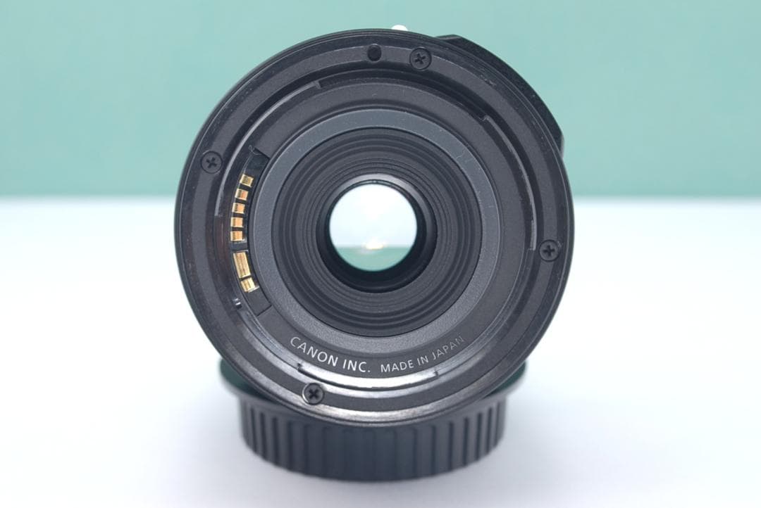 ☘️カメラデビューに✨️ Canon Kiss X7 一眼レフ 手ぶれ補正レンズ