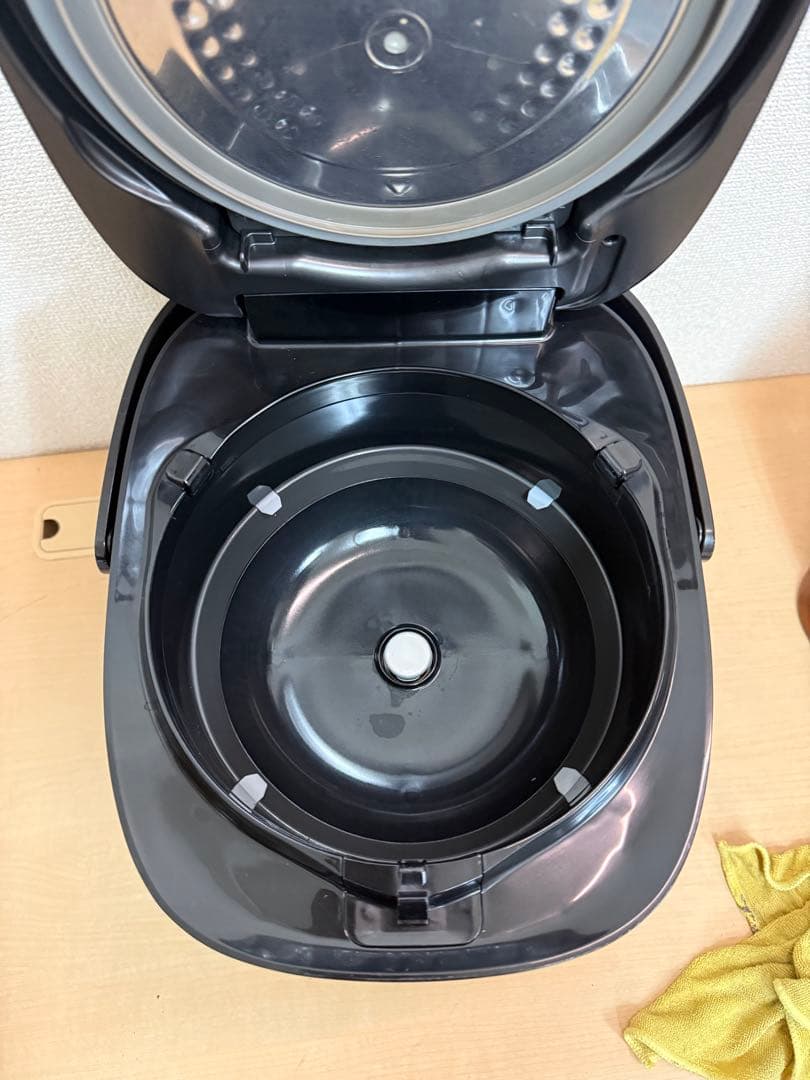 TOSHIBA 東芝 炊飯器 RC-10VRR 2021年製