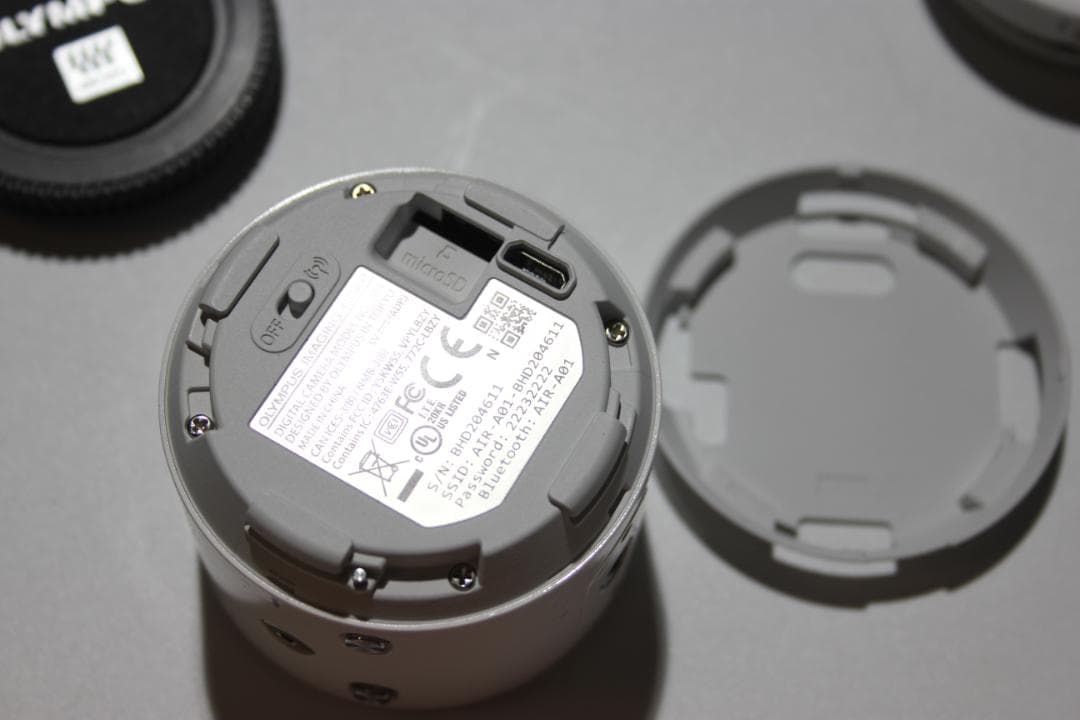 OLYMPUS AIR A01　カメラ
