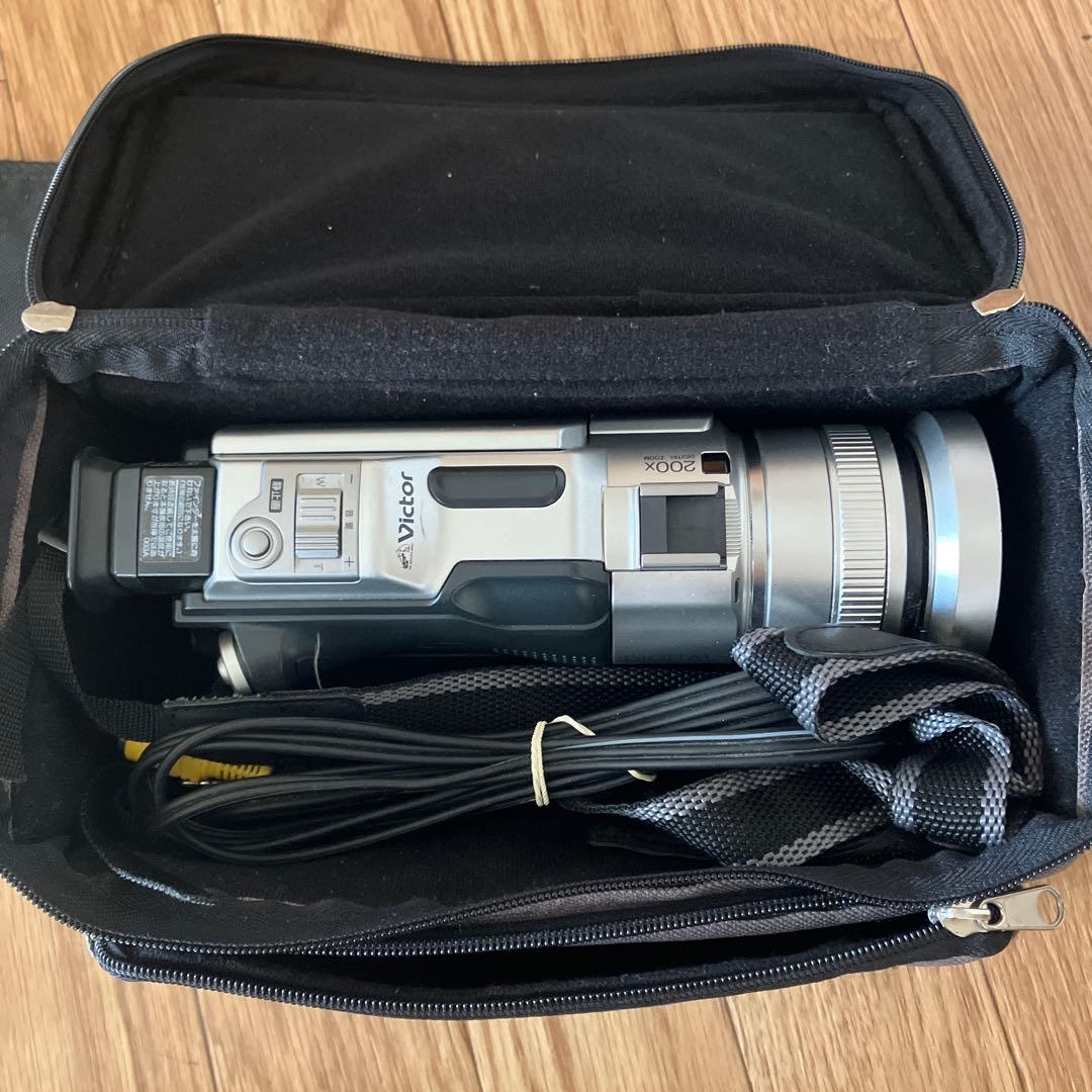 VictorJVC ビデオカメラ GR-DV3000 本体と付属品