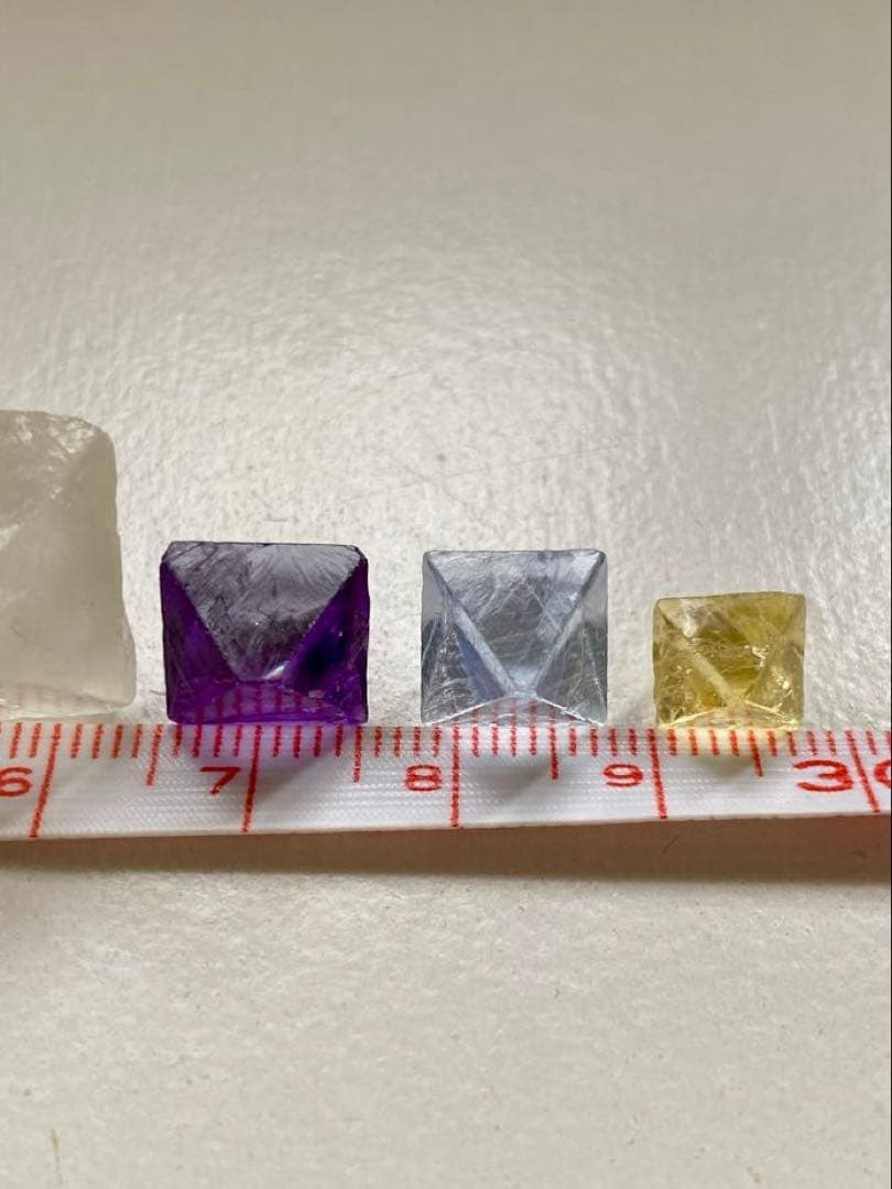 八面体フローライト　イリノイ産　5個　蛍石　 鉱物標本　オールドコレクション