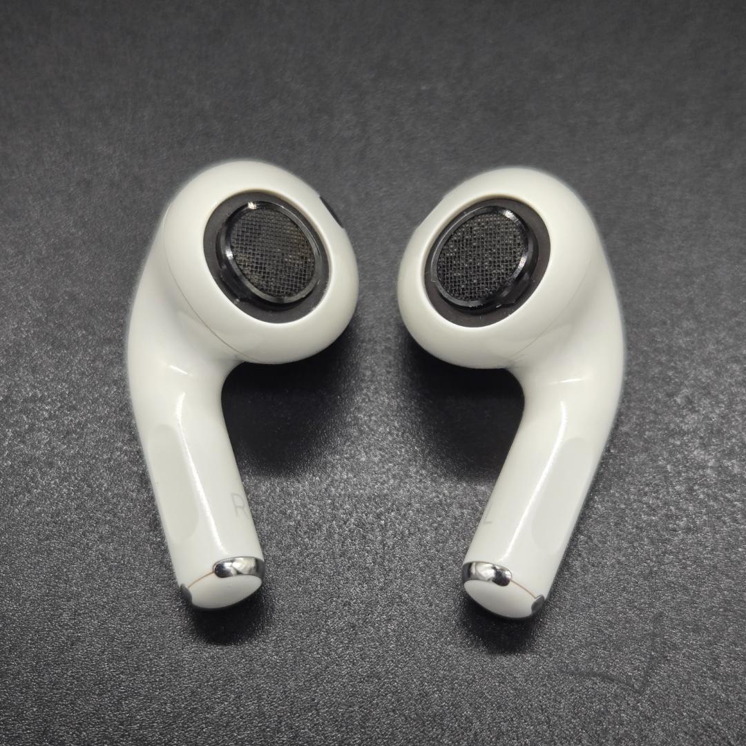 【正規品】AirPods Pro 第1世代（右耳不具合あり・ジャンク扱い）