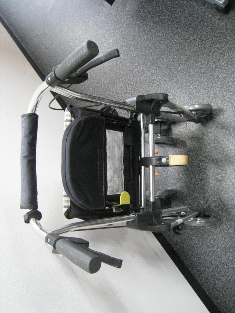 テイコブリトルハイ　HS05H　チェックブラック 幸和製作所 歩行器 ②