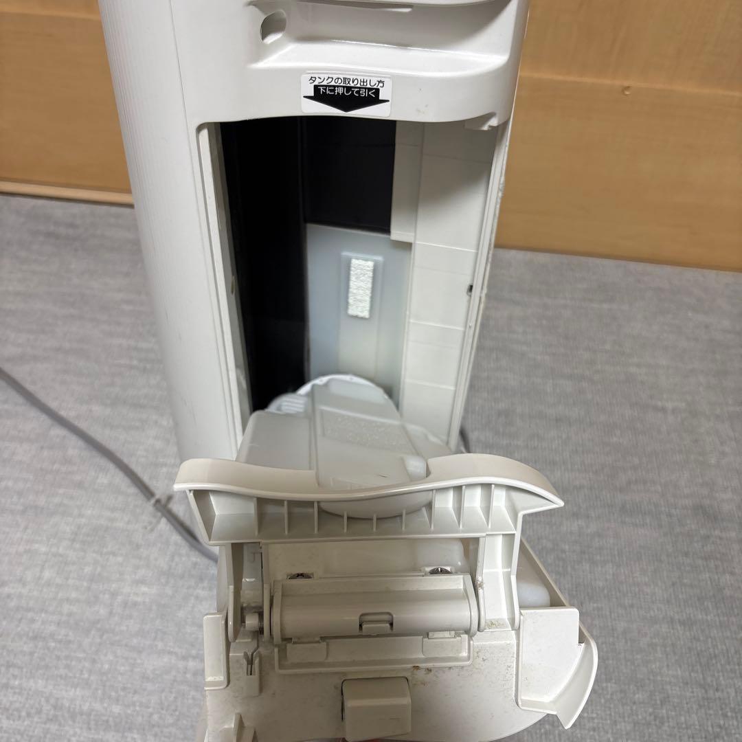 w*8様 【動作品】SHARP シャープ 加湿 空気清浄機KC-P50-W 20