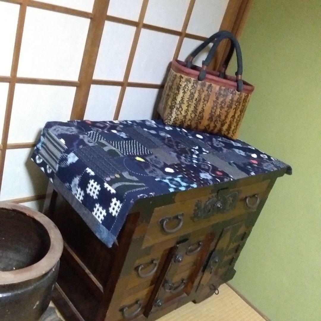 【お値下げ中！】古布　絣のパッチワーク◆リバーシブル◆フリークロス