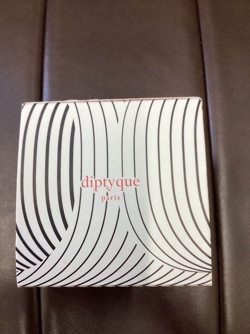 限定版　diptyque ダンシングオーバルキャンドル　べ　190g