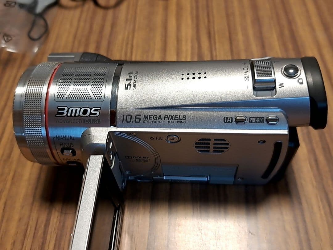 Panasonic パナソニック　HDC-TM300-S ビデオカメラ