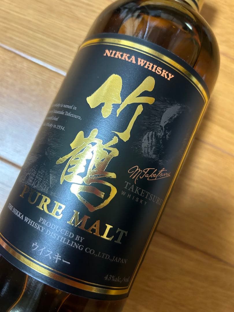 竹鶴　ウイスキー　PURE MALT 43%
