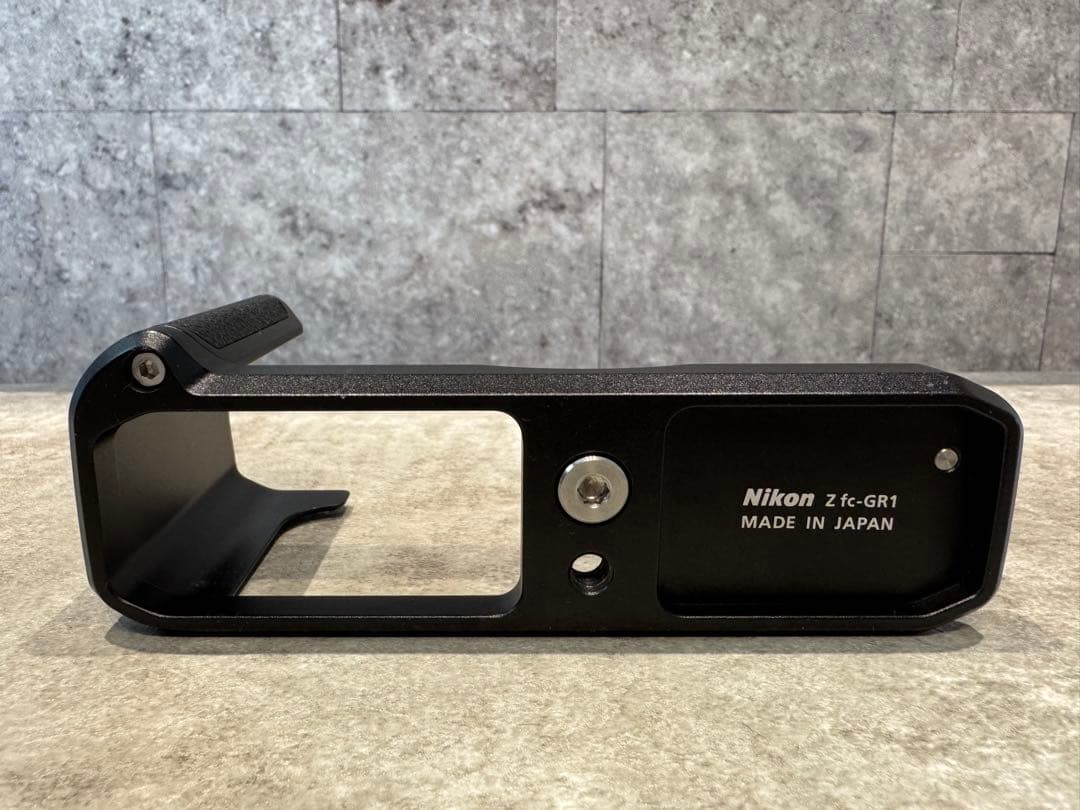 極美品Nikon Zfc 16-50 VRレンズキット（ブラック）純正グリップ付