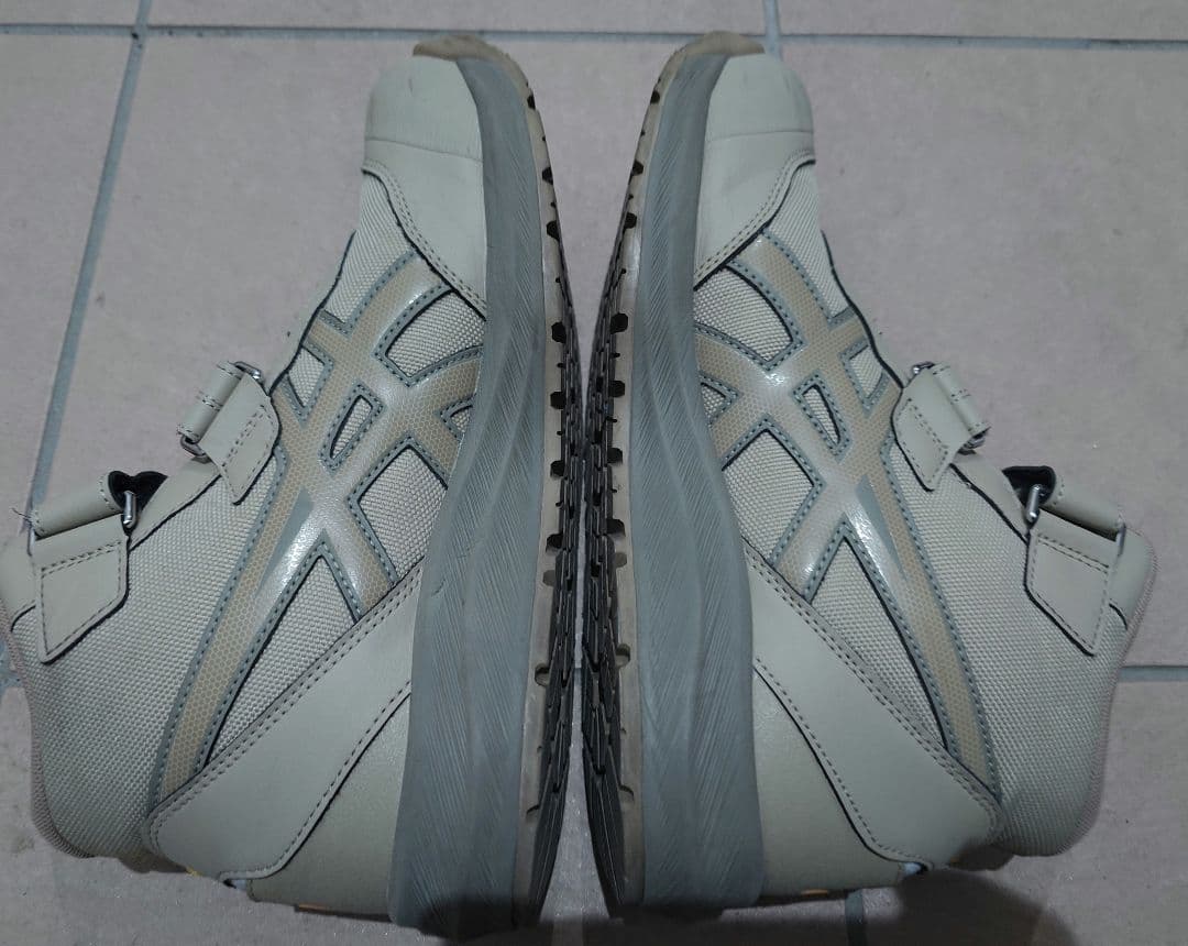 ASICS ハイカット安全靴 　CP216 TOUGH