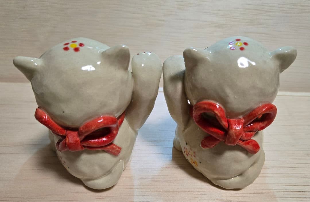 招き猫 白色 開運招福 ハンドメイド陶器 右手 右手 ペア