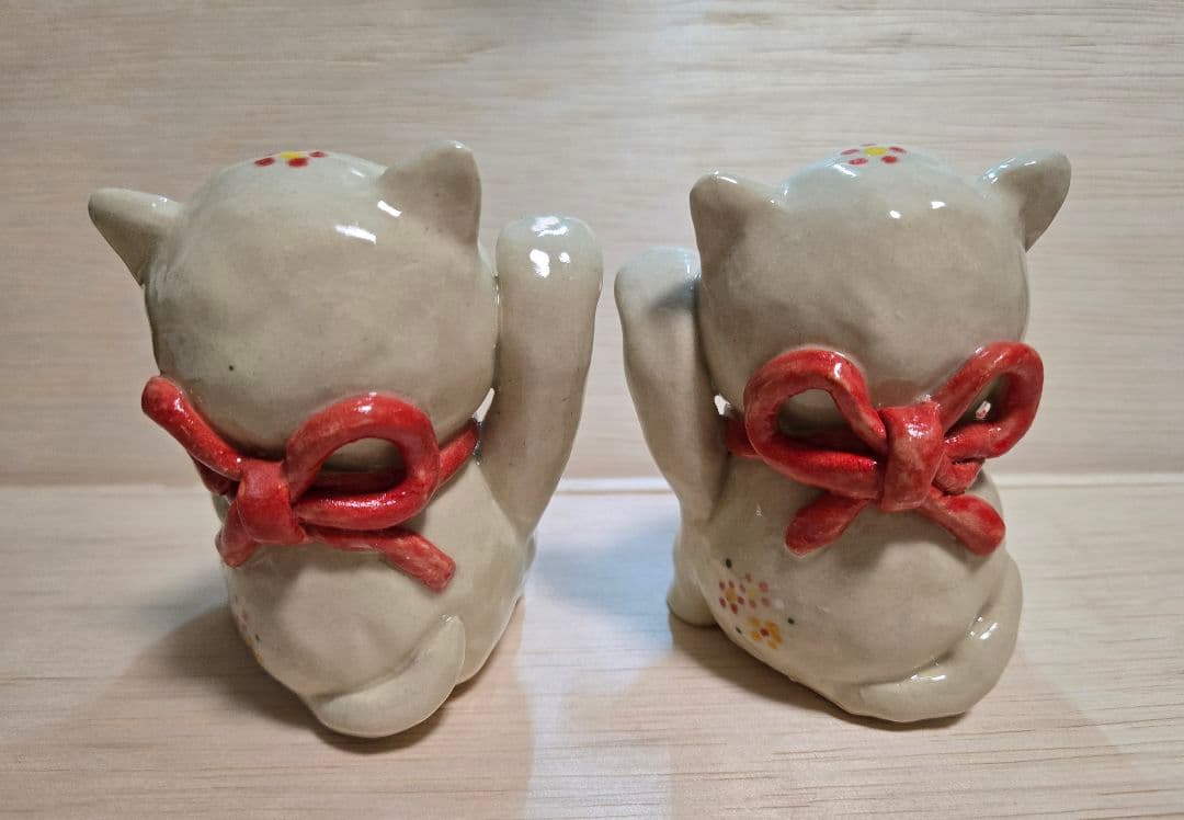 招き猫 白色 開運招福 ハンドメイド陶器 右手 右手 ペア