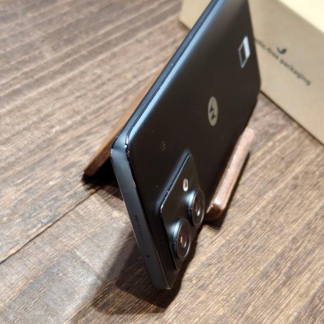 美品 motorola edge 40 neo SIMフリー スマホ
