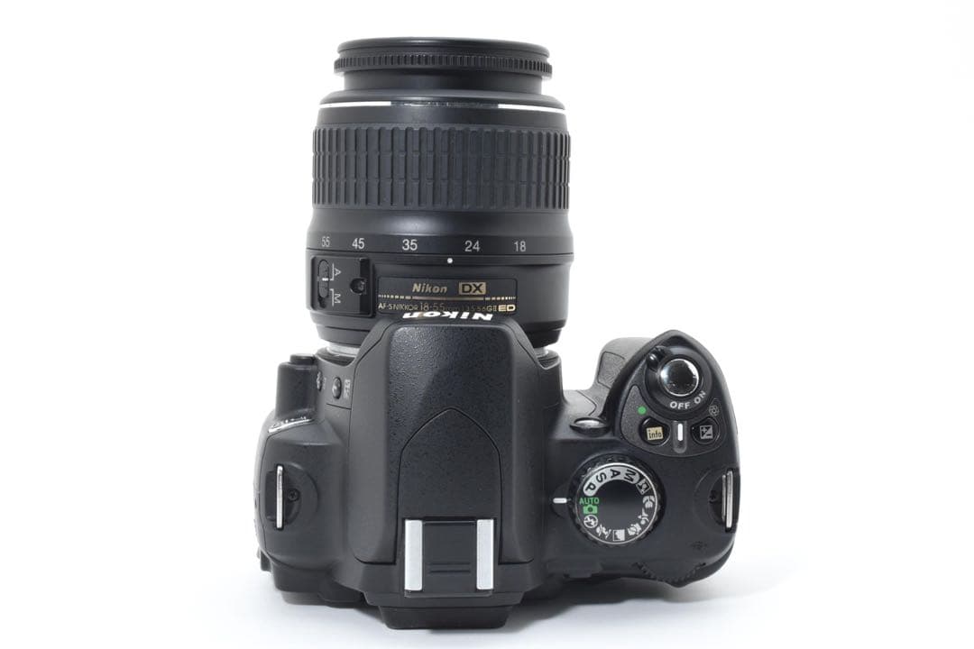 ✨Nikon D40✨デジタル一眼レフ 動作確認済み 軽量 初心者向け