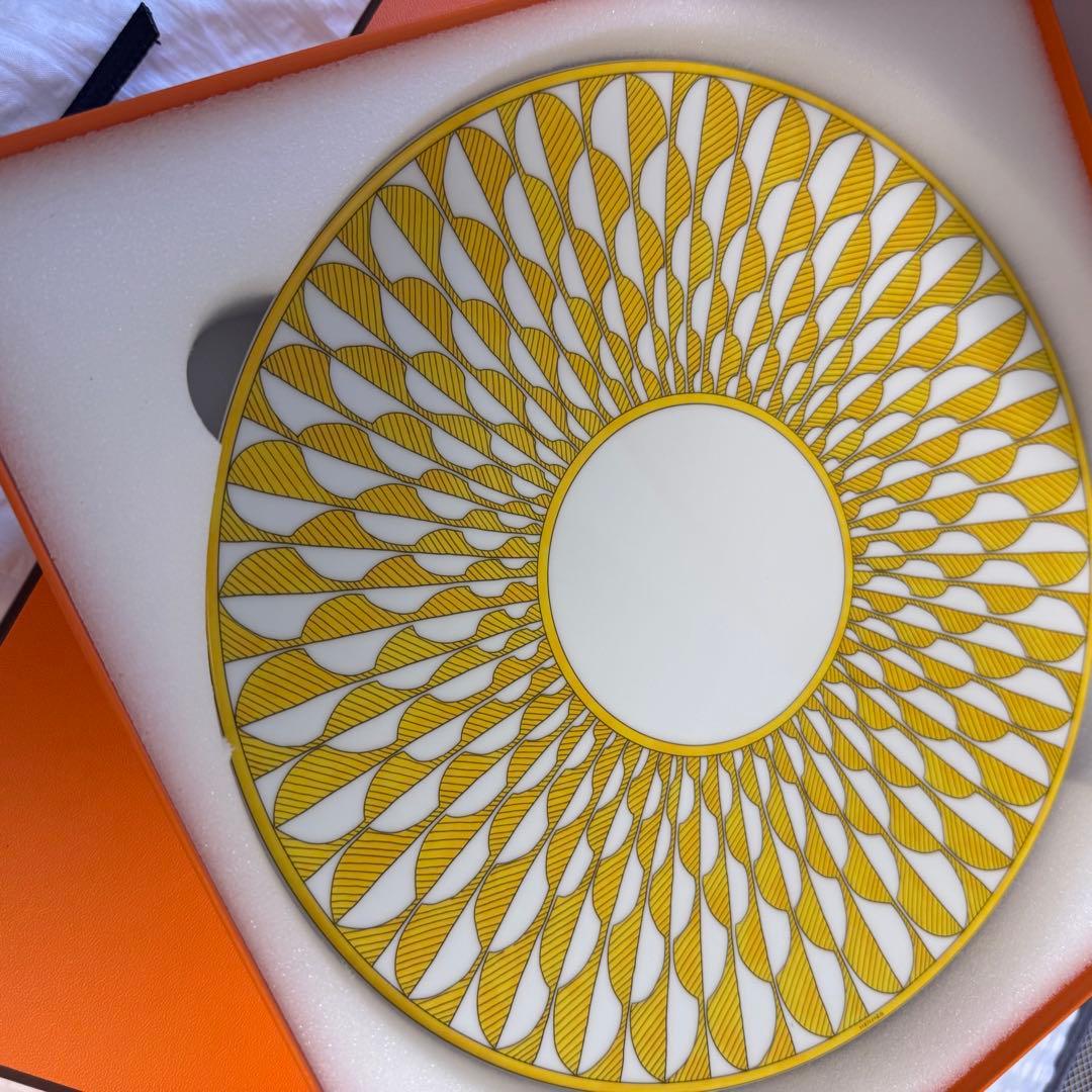 エルメス食器ソレイユドゥエルメスディナープレート2枚新品