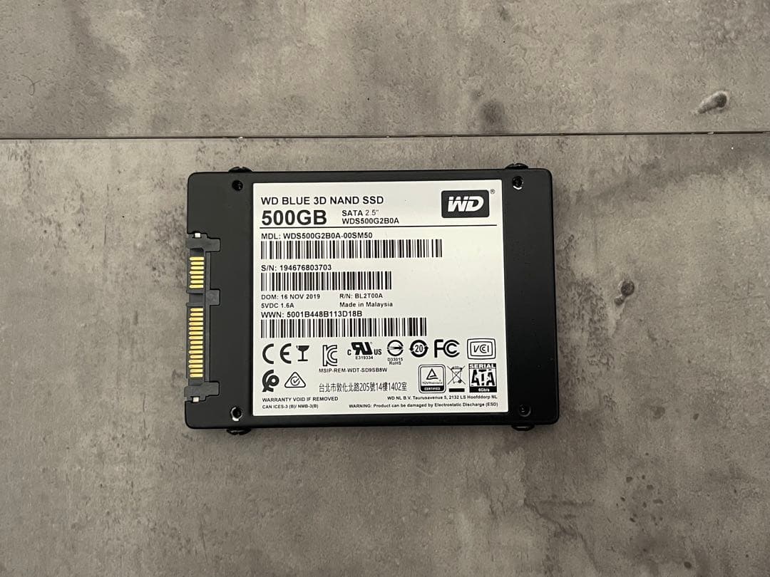 WD Blue 500GB SATA SSD 動作確認済み