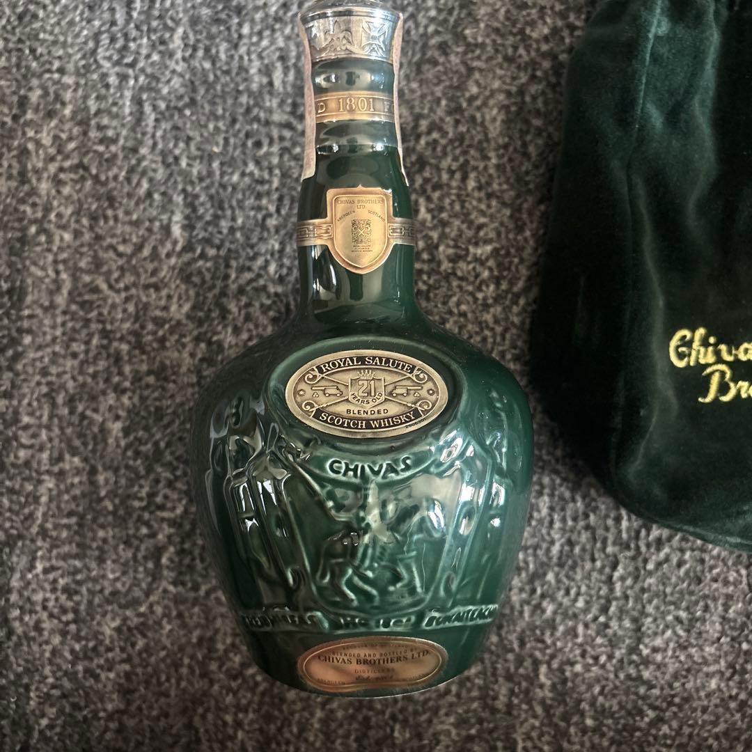 Chivas Regal  Salute 21年 スコッチ　緑
