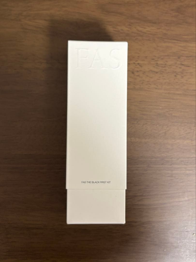 【新品未開封】FAS ザ　ブラック　エッセンス　ザ　ブラッククリーム