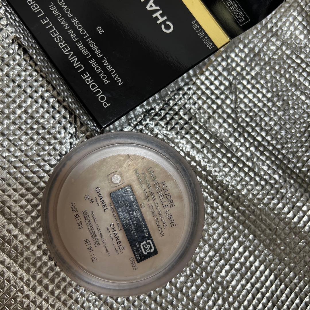 フェイスパウダー CHANEL POUDRE UNIVERSELLE LIBRE 30