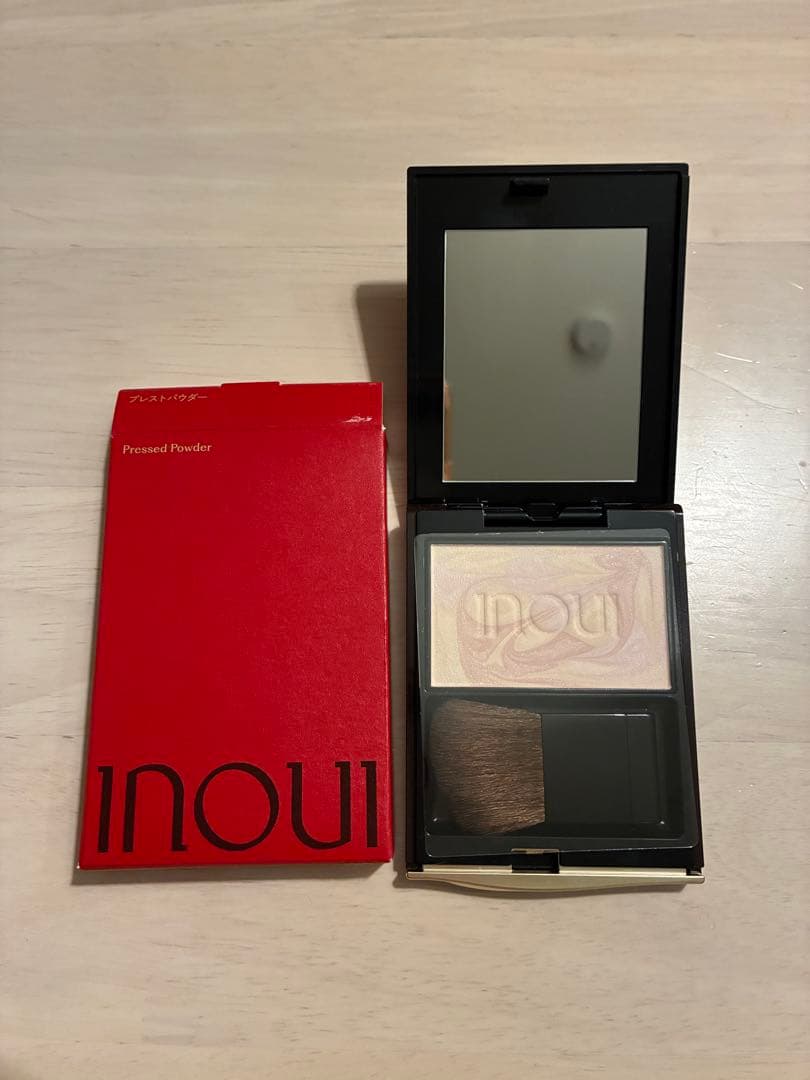 inoui プレストパウダー ブラシ付き　5g