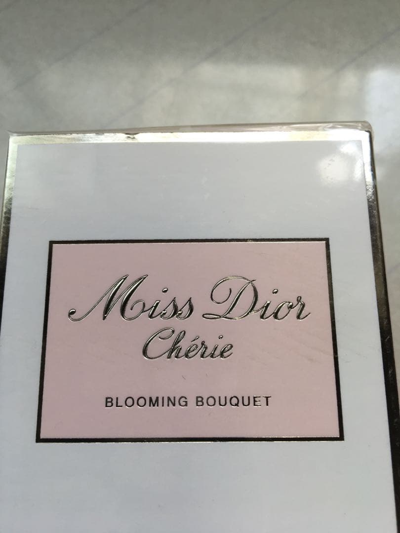 Dior Miss Dior Chérie 香水100ml