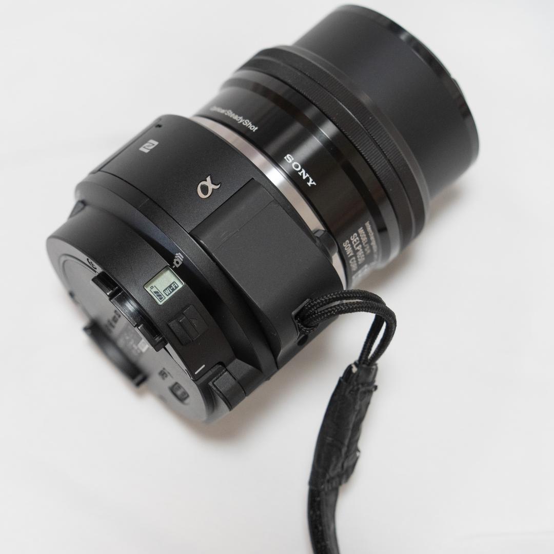 SONY α ILCE-QX1 レンズスタイルカメラ【レンズ・バッテリーセット】