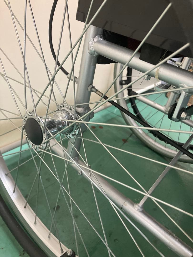 大阪引取限定商品 Care-Tec 自走用車椅子 赤/黒