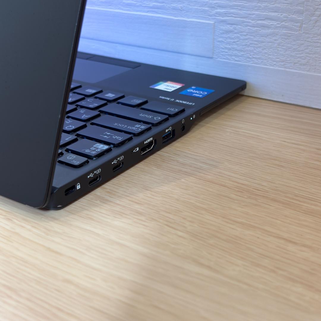 富士通　11世代i5　美品　4G対応　ノートパソコン　Windows11　32