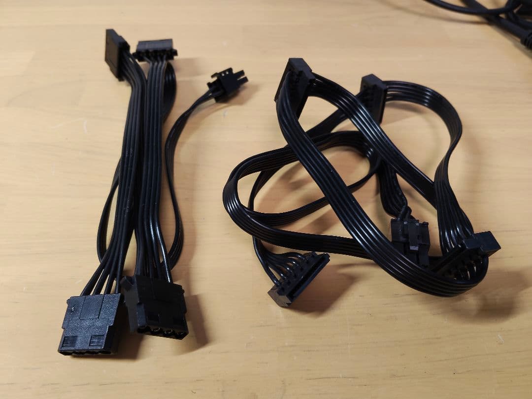 12ピン SilverStone SST-T85F-GS 850W 電源ユニット
