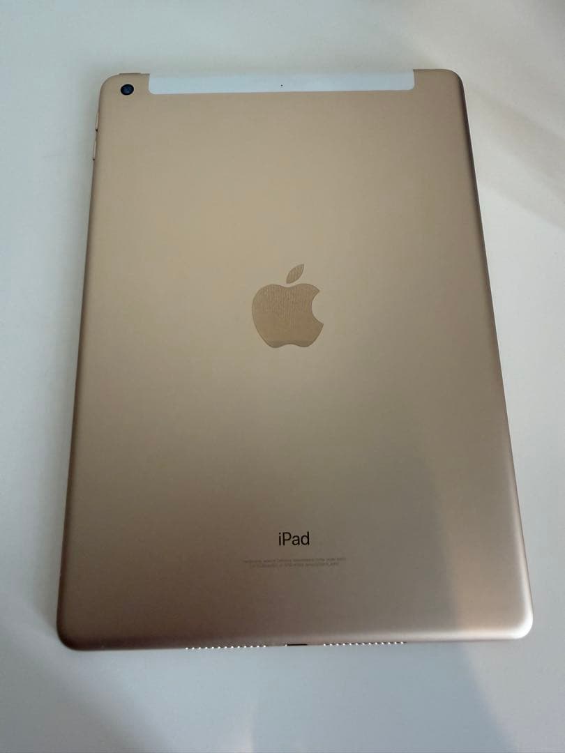 【中古美品】iPad 第5世代 32GB セルラーモデル SIMロック解除済み