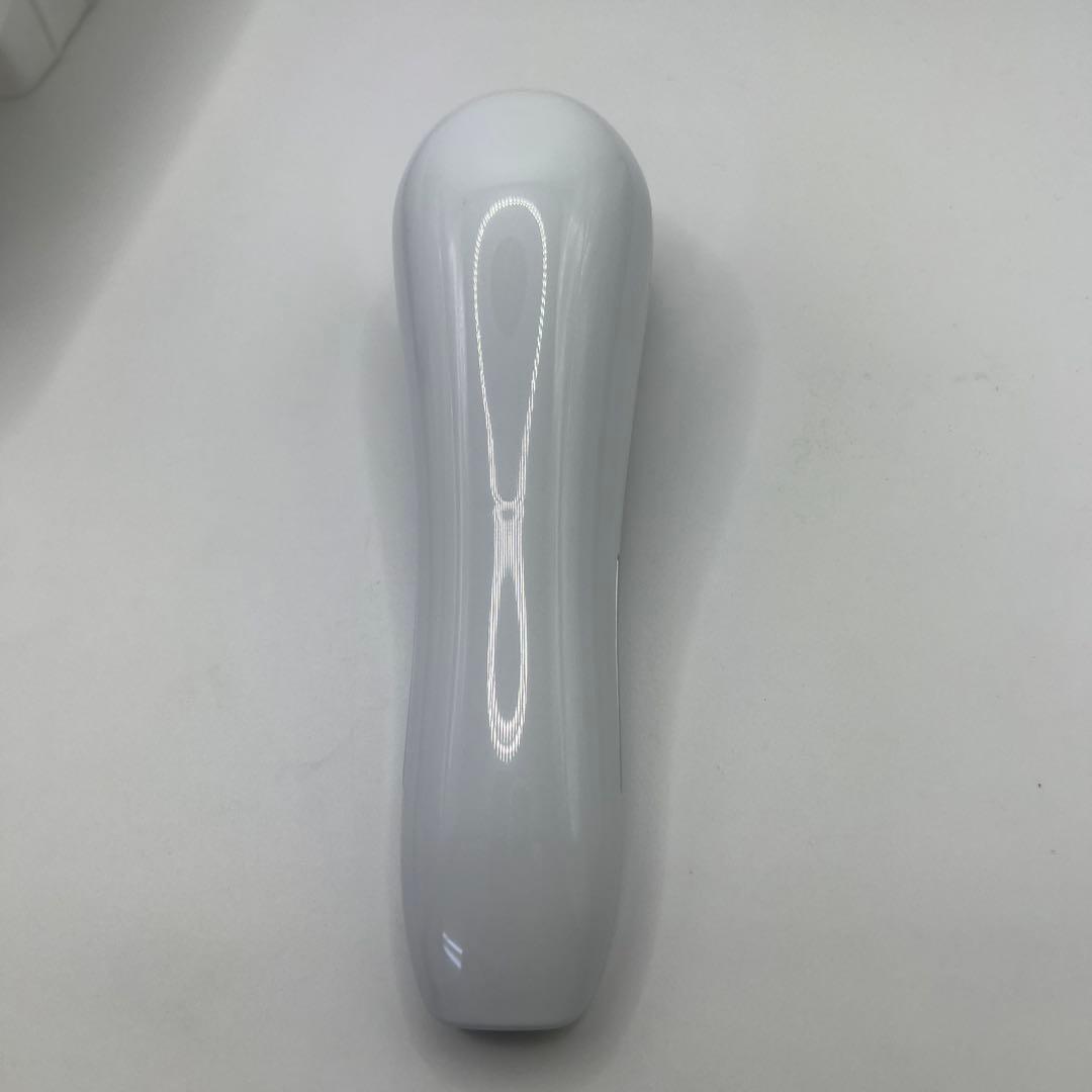 【未使用品】多機能美顔器 M80 ホワイト超音波美顔器 リフトアップ 光エステ