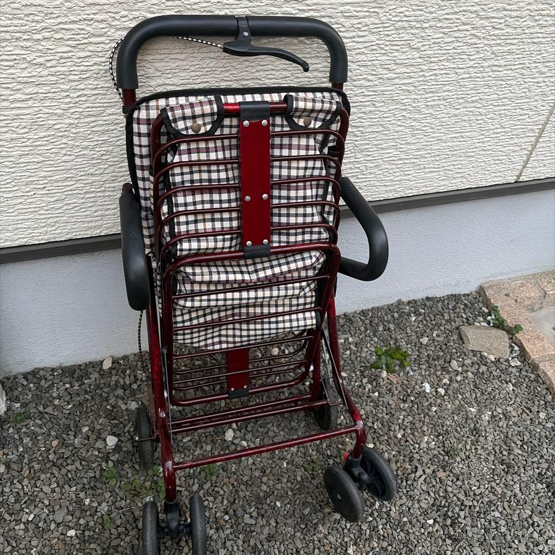送料込みAORTDシルバーカー 軽量 コンパクト 畳める ゆったり座面