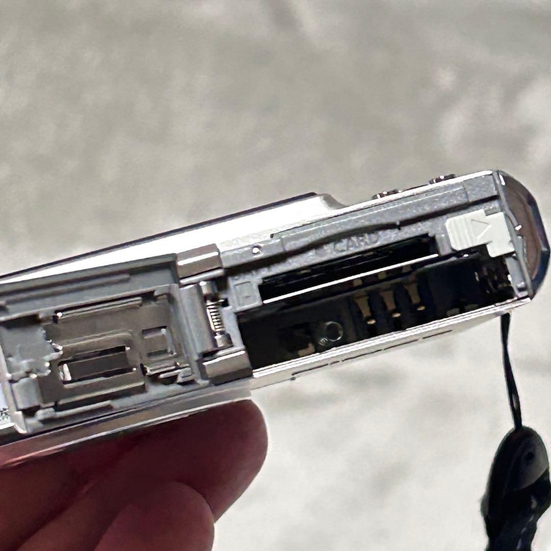 【動作品　美品　付属品完備】Panasonic LUMIX DMC-FX35