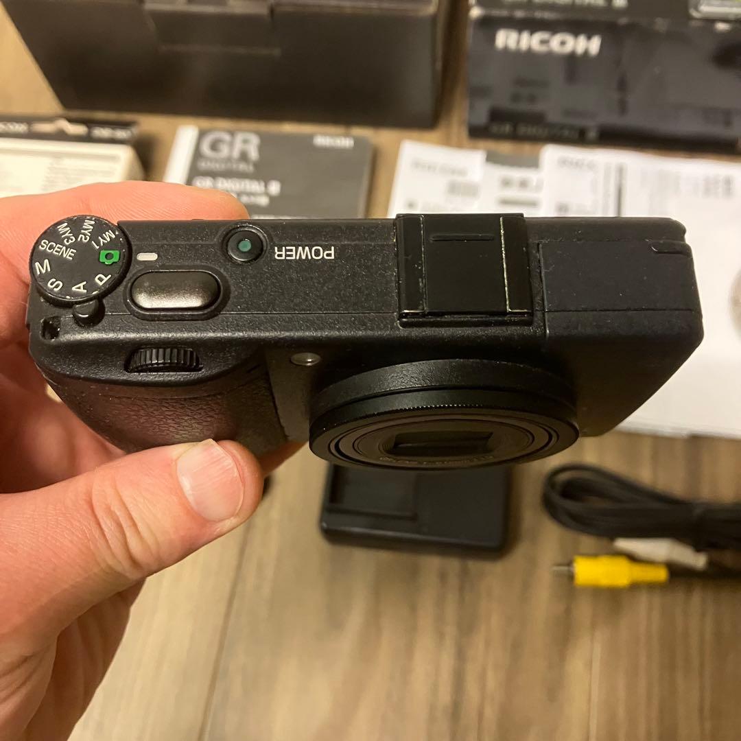 RICOH GR DIGITAL III 箱付き 予備バッテリーあり