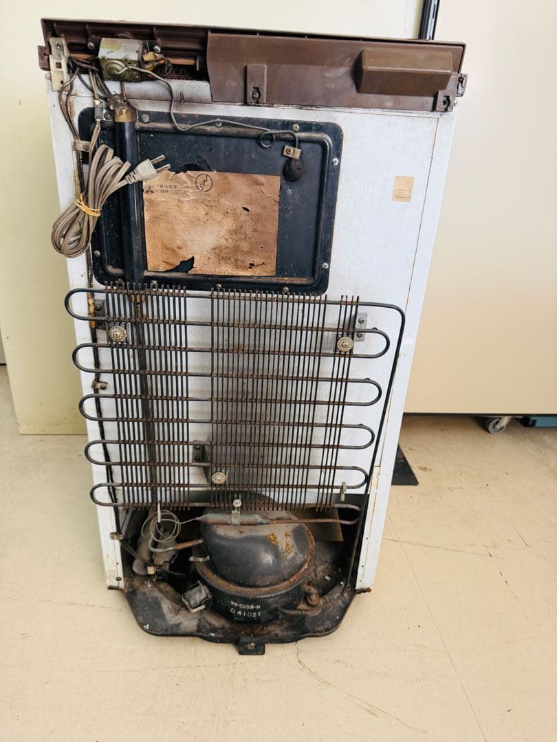MITSUBISHI 三菱 昭和レトロ　レア 電気冷蔵庫 66L 1ドア 動作品
