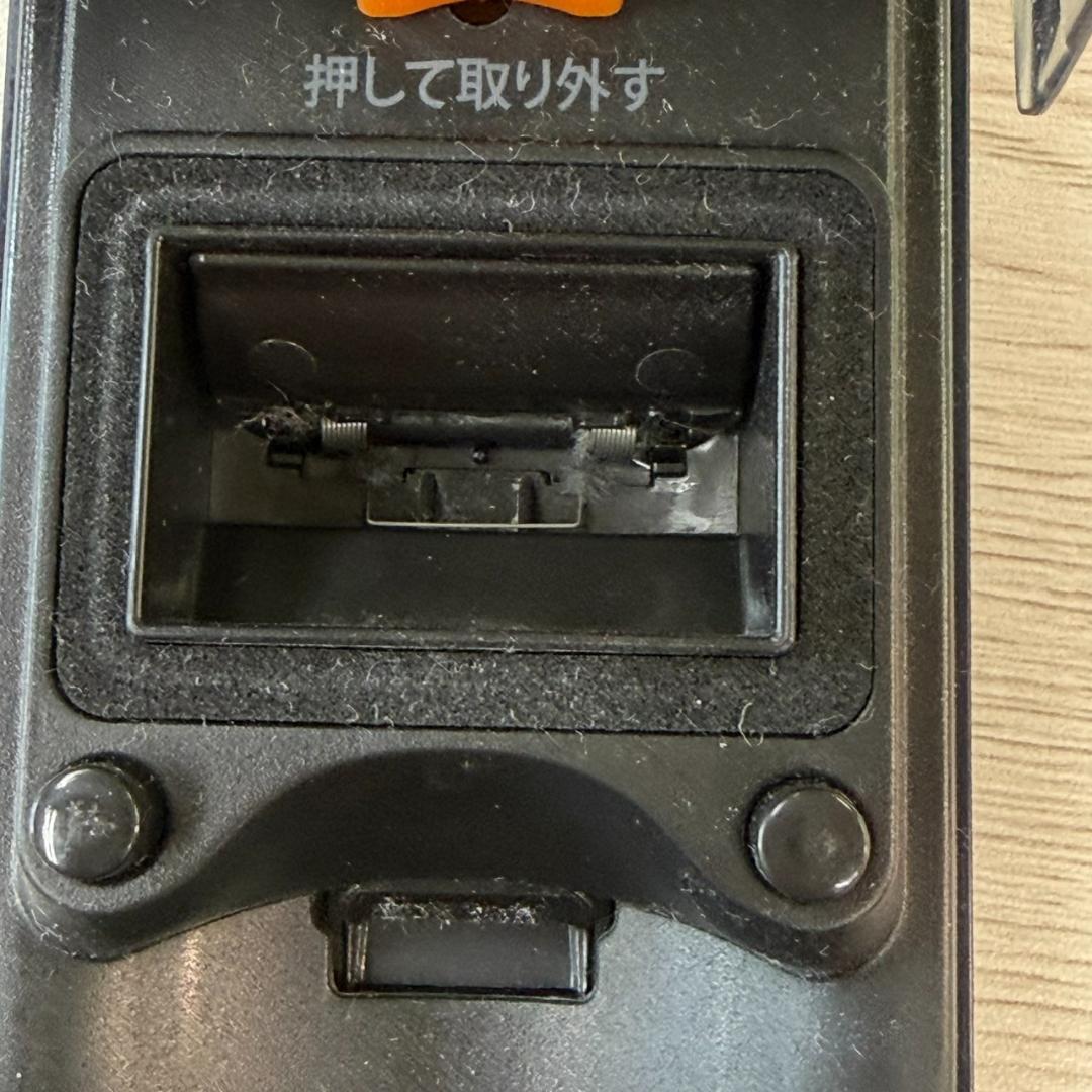 ★Shark　EVOPOWER　充電式ハンディクリーナー　WV210J