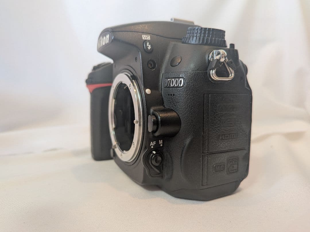 【美品】Nikon D7000 ＆ 万能レンズセット★新品SD・スマホ転送OK